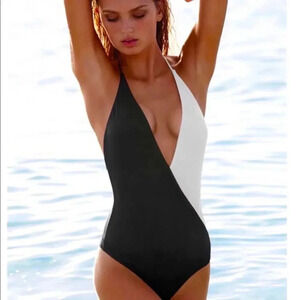 NWT Victoria’s Secret The Plunge Color Block One Piece Polyester Bathing Suit
